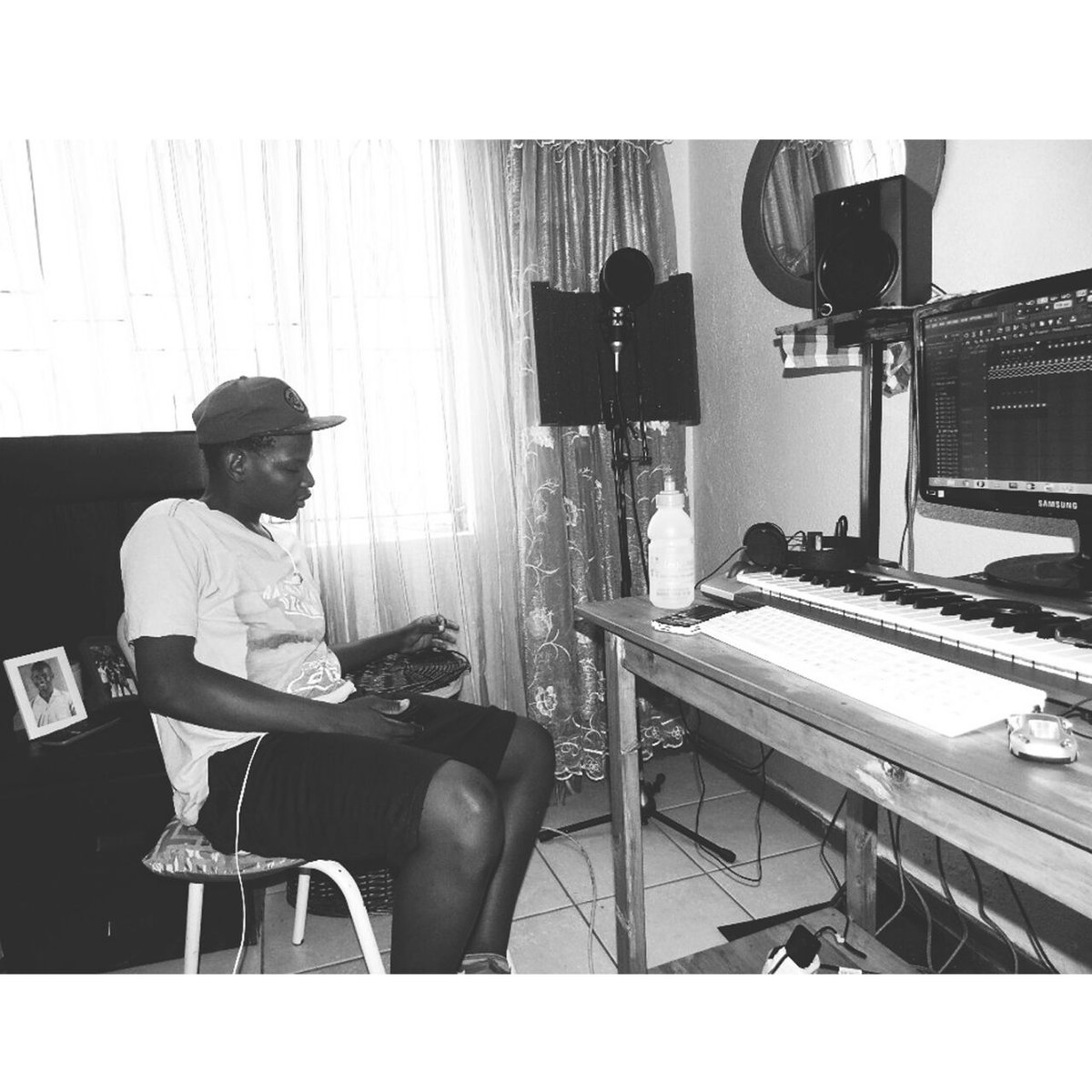 illteezy's tweet photo. #Grinding https://t.co/1iOoYNlEyb