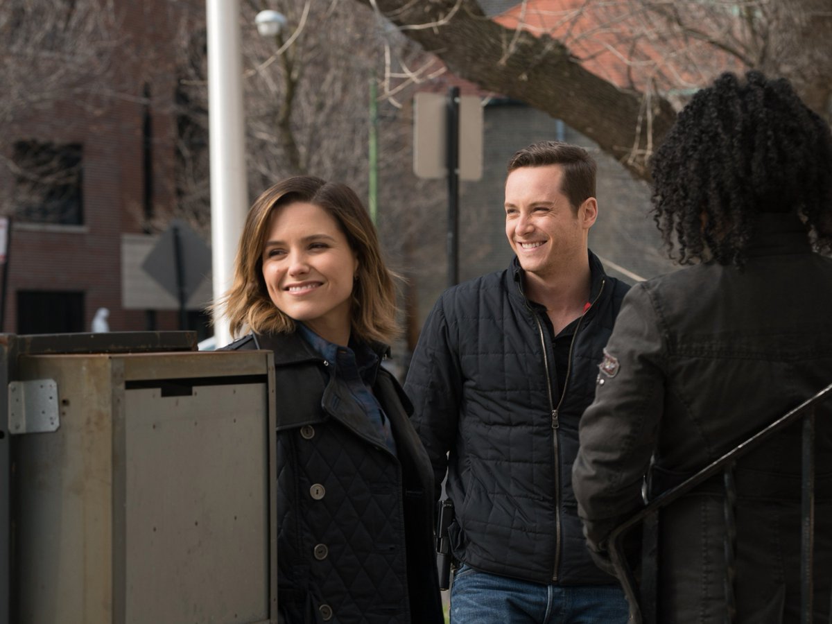 RETWEET if #Linstead makes you smile! #ChicagoPD