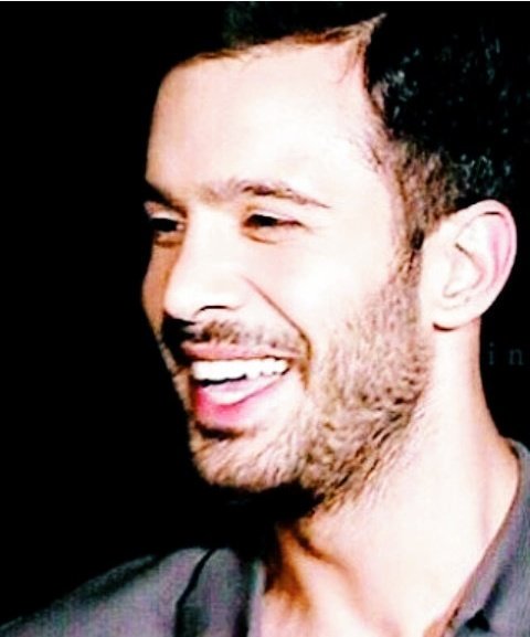 yagrenii's tweet photo. 😏😍 #elçinsangu #BarışArduç https://t.co/DqfPwTzekl