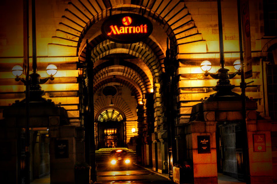 GeorgeMorina's tweet photo. #Marriott #Hotel  @  #Westminster Bridge Road  #London #UnitedKingdom  #photography © @GeorgeMorina https://t.co/mO1i8CiA1a