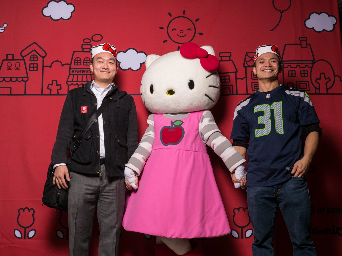 MoPOP's tweet photo. Say farewell to #HelloKittyEMP today and get a #supercute photo w/@hellokitty herself! 11am-3pm in Sky Church. https://t.co/MAkgr1mNjJ
