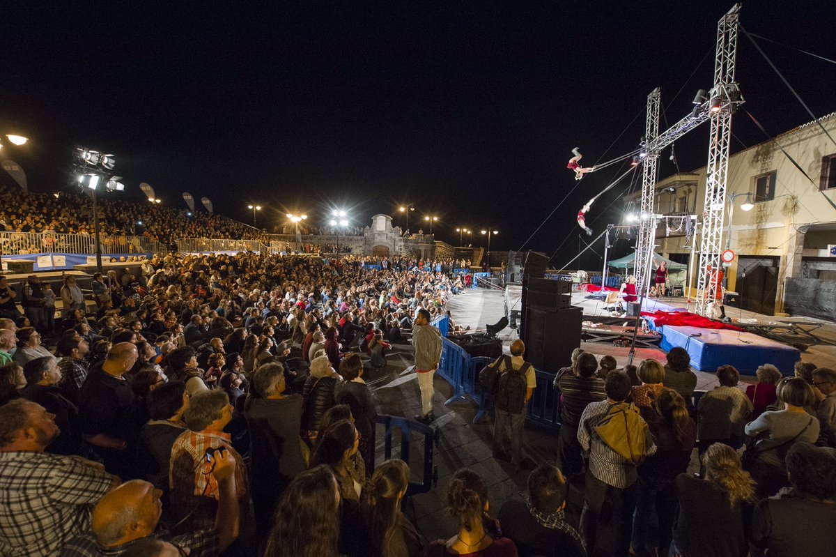 Unas 75.000 personas acudieron a Puerto de la Cruz para disfrutar de Mueca. ¡Larga vida al festival! #festivalmueca