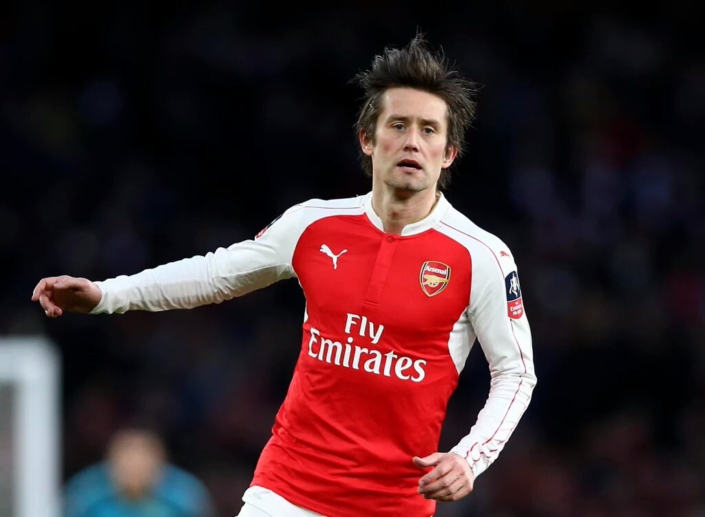 Thanks a lot for the memories captain <a href="/m8arteta/">Mikel Arteta</a>, <a href="/mathieuflamini/">Mathieu flamini</a> &amp; Tomas Rosicky. Good luck for your future!