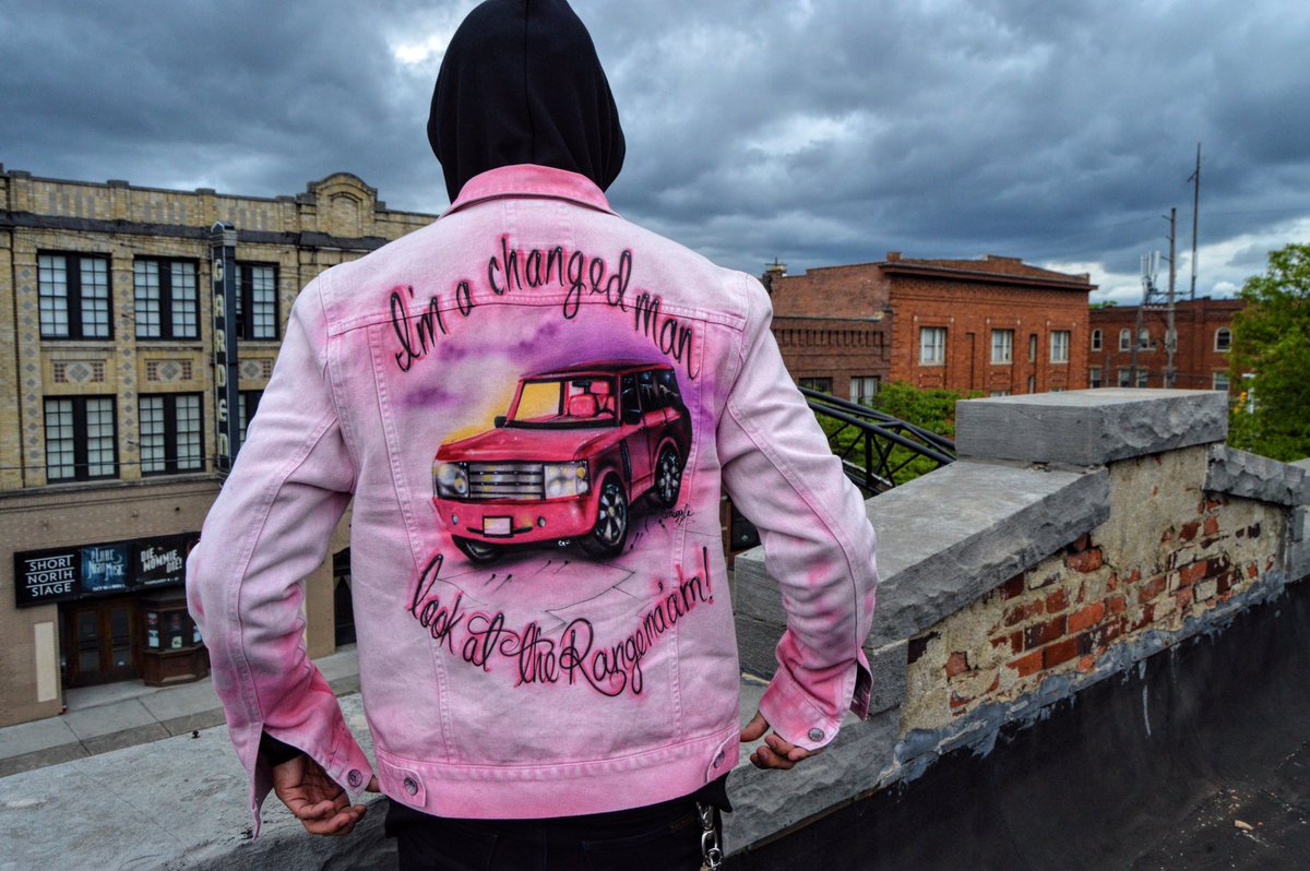 Shizzy_Roc's tweet photo. #PinkRange https://t.co/TBBWRpqJDp