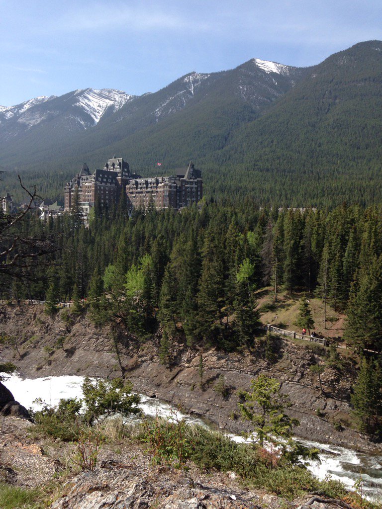 WCooper28's tweet photo. Farewell Banff Session 2016. It was a blast. @theABarchitects @ConsultArchAB #BanffSession https://t.co/eMBjBEfvRK