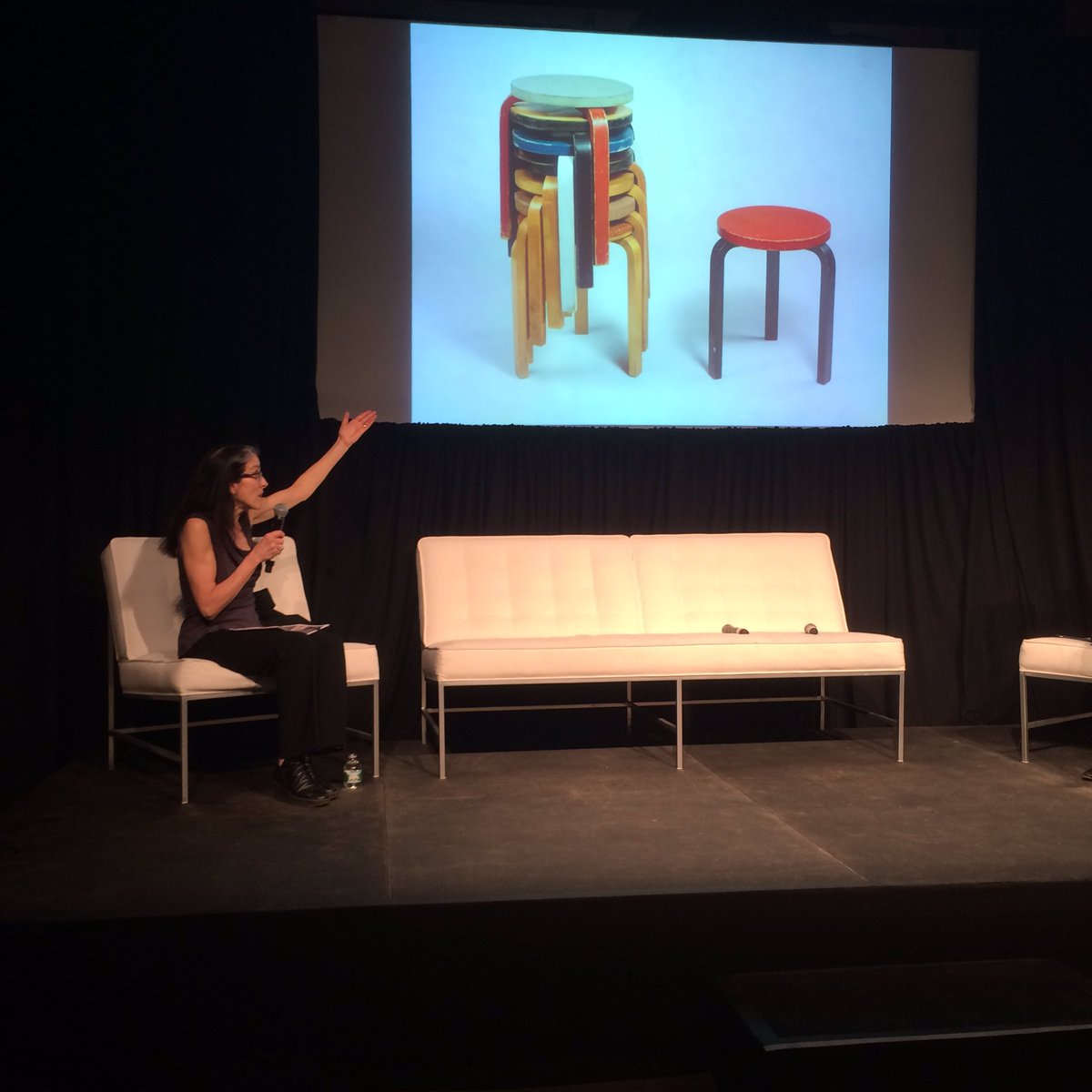 dwell's tweet photo. Always a classic! @artek_global @BardGradCenter #djDOD https://t.co/OmOYIgVvye