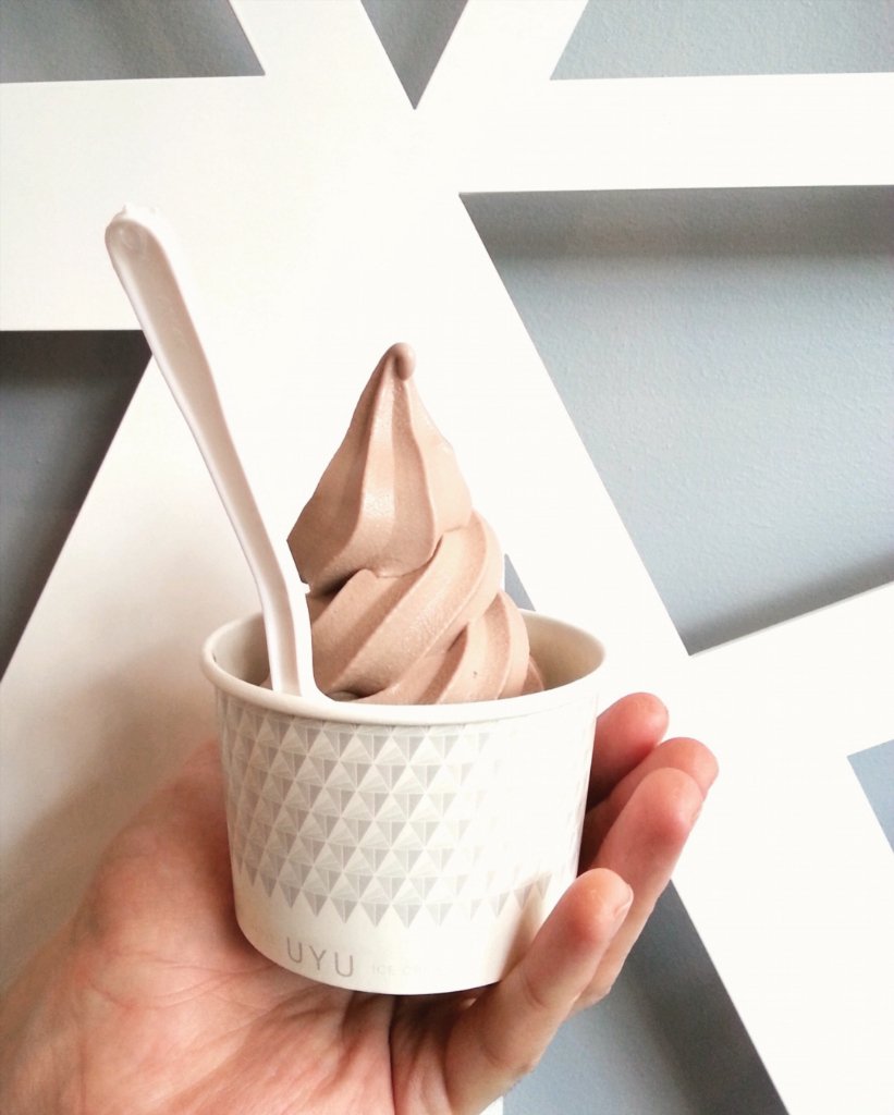 UYUIcecream's tweet photo. We love 🍦#UYUIceCream #Gastown #Vancouver #SoftServe #Oreo #EarlGrey https://t.co/7sZVVS0n9H