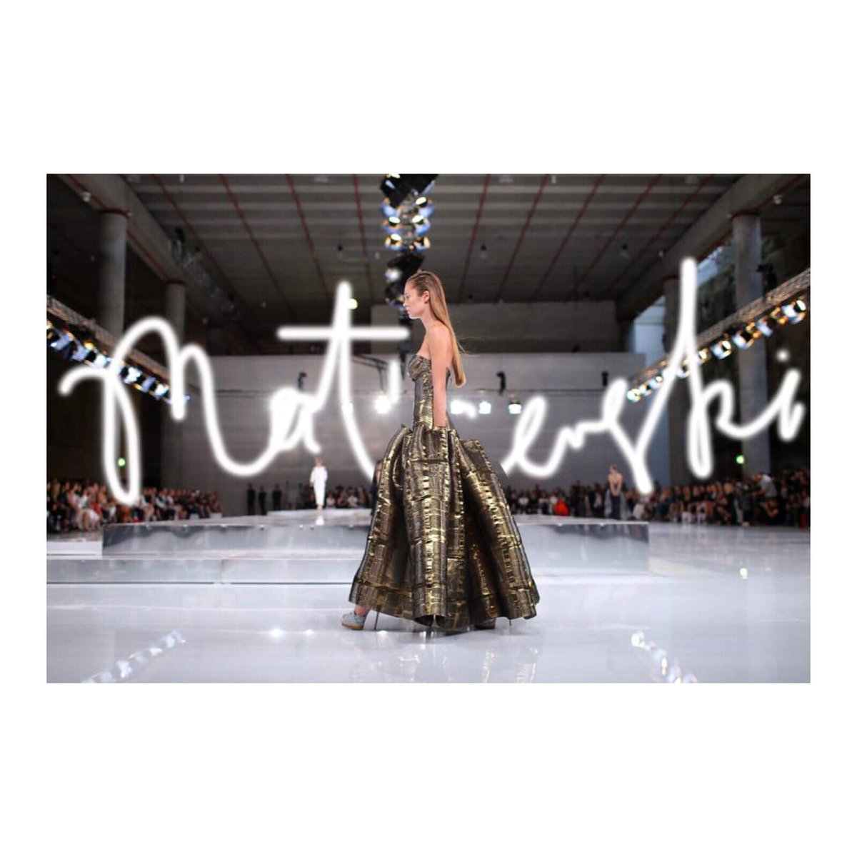 ambermelody's tweet photo. MATICEVSKI lit #mbfwa @fashionweekaus from the inside out last night. Runway story on https://t.co/WQXQ7m64Cd https://t.co/DWM75bEoEC