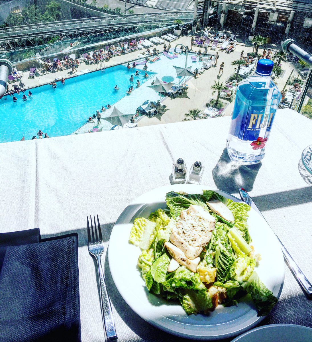 It is true what they say.. Green is good for the eyes #CeasarWithAView