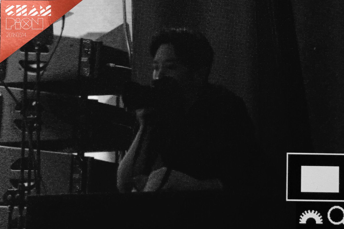 easychann's tweet photo. 20160514 LOE in Düsseldorf @BAP_Himchan #BAP #힘찬 #BAPinGermany 💕💕💕 https://t.co/dFKEC0UX78