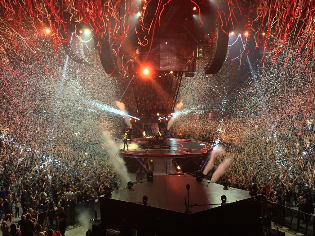NinoMusolino's tweet photo. Come sempre grandissimo concerto #MuseInItaly #Muse https://t.co/VuhpTu0wOo