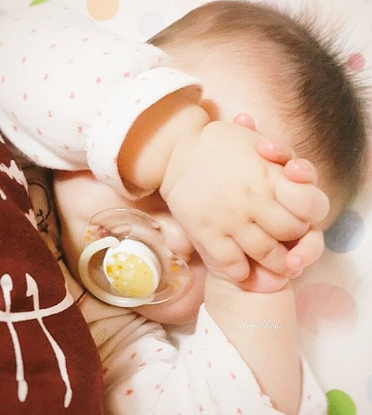 losmasadorables's tweet photo. Apaga la luz... 😴 #felicessueños https://t.co/RJRu5rbAby