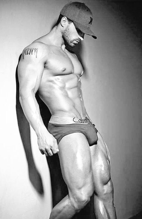 reggiobis's tweet photo. โ@OnceAnimal: https://t.co/qVyiE7jTMGโ
Sexy #Horny #SameLove #MeTieneBabeando #Gay #MorboEntreMachos #HombresparaHombres #SexyMen #Gorgeous