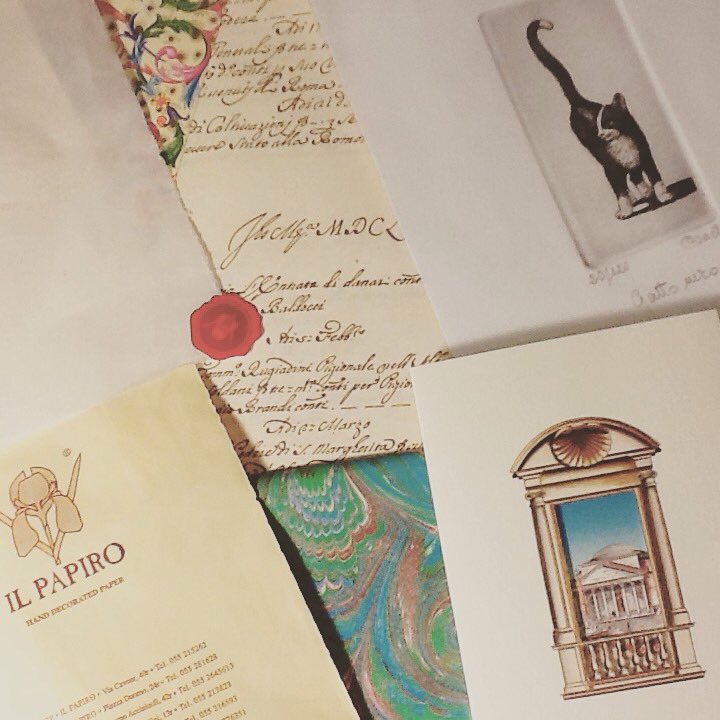 mari_Mochizuki's tweet photo. Romaにて。購入した紙類。
#CartoleriaPantheon #ILPAPIRO #Roma #Rome #望月麻里 https://t.co/zR2JpgX87n