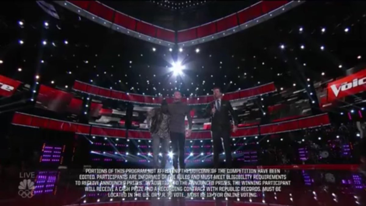 EmmyBear4ever's tweet photo. We are about find out who America #InstantSave Is it gonna be #VoiceSavePaxton or #VoiceSaveNick #TheVoice https://t.co/WxJpxOjVcW