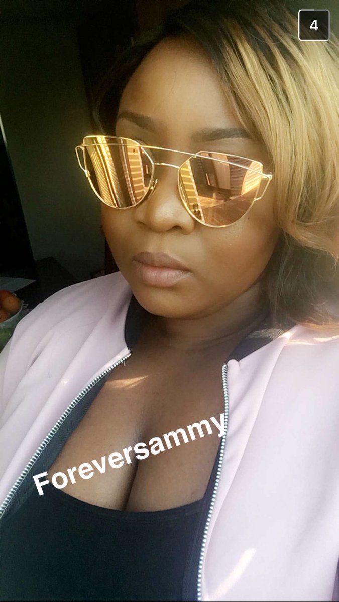 foreversammmy's tweet photo. @missplustv wearing #foreverframez 😍 https://t.co/caUt09uNxD https://t.co/snV6AwNaWI