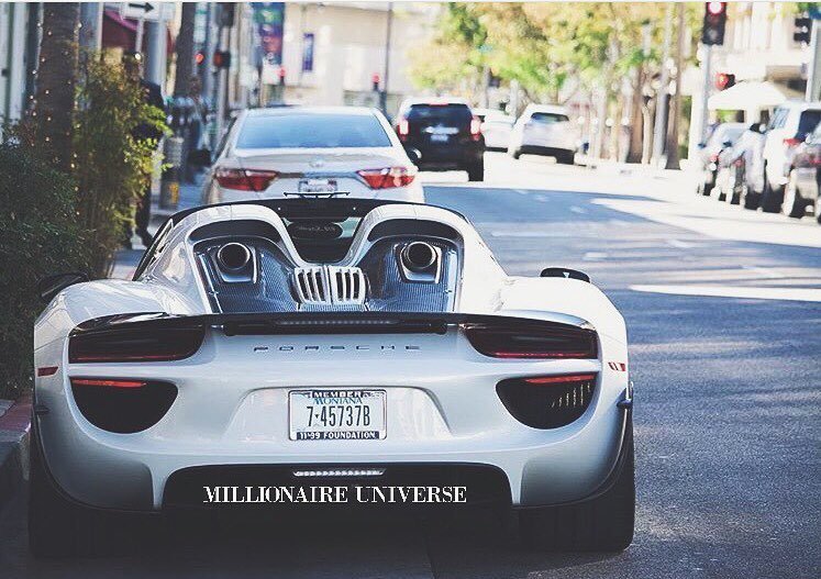 Only Carrera tweet media