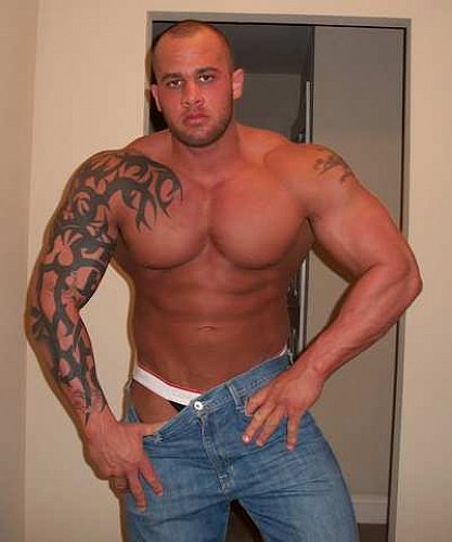 #GayCam Ronnie Flexxx Live Unzipped at JockMenLive NOW! https://t.co/E9v5QILDyw