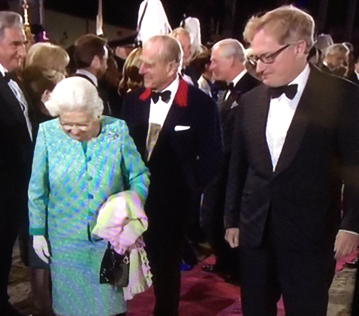 AlastairBruce_'s tweet photo. Top @BritishArmy Reservist SimonBrooks-Ward leads Queen after directing #Queens90thBirthday @ArmyCGS @3rdUKDivision https://t.co/qqUstlBFYj