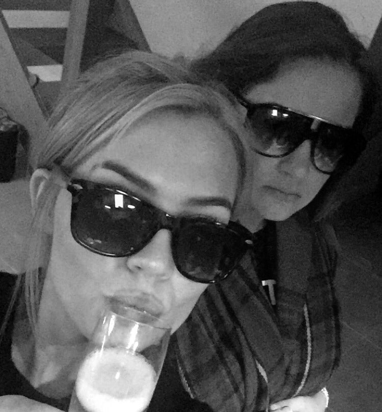 sophchest's tweet photo. &amp; what @clounderwood 😂😎🍾 #raybons https://t.co/tBlKbKjkoG