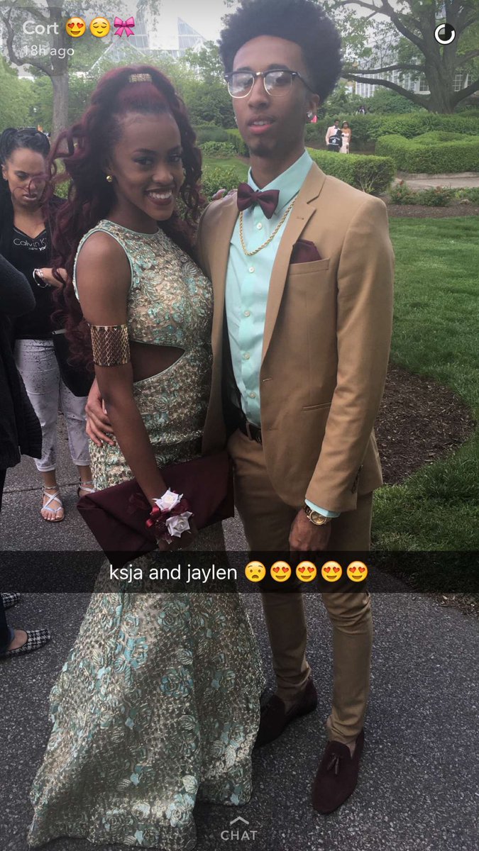 _TONE2xx's tweet photo. @ksjaaaa #murdascene #prom2k16 proud of my friends https://t.co/kCQNZAqrdl