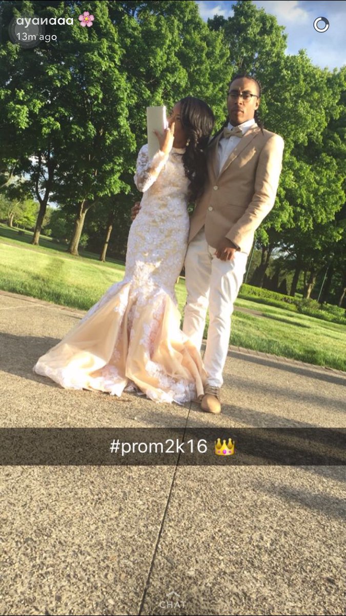 _TONE2xx's tweet photo. @ksjaaaa #murdascene #prom2k16 proud of my friends https://t.co/kCQNZAqrdl