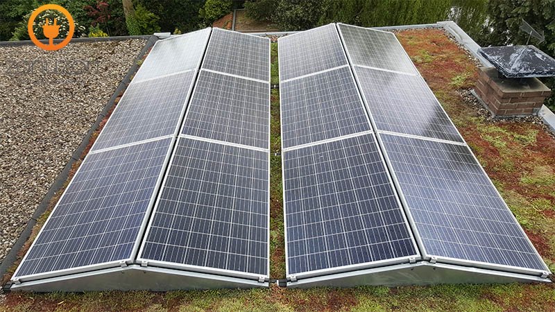 ZONUZON's tweet photo. Zonnepanelen Tolhuis @NMGNdukenburg https://t.co/E51y1GTk9O