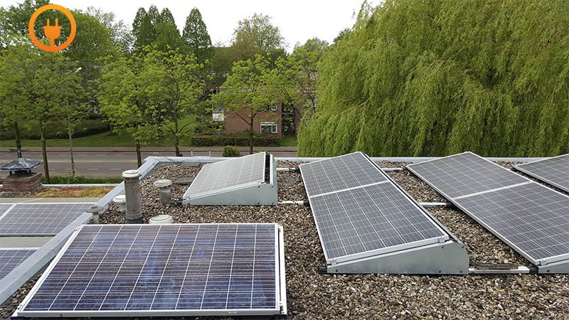 ZONUZON's tweet photo. Zonnepanelen Tolhuis @NMGNdukenburg https://t.co/E51y1GTk9O