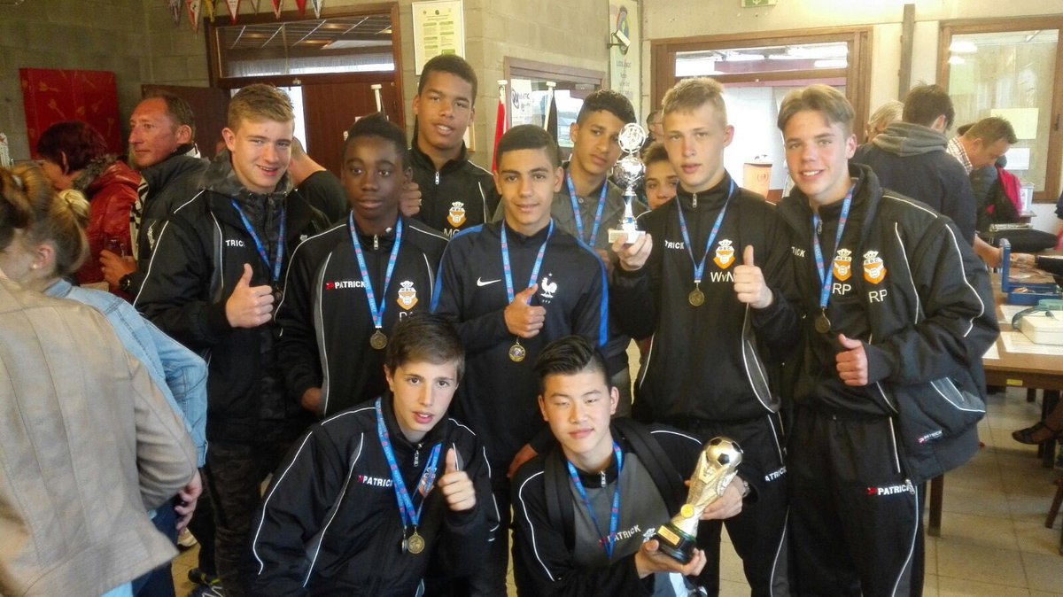 RBCvoetbal's tweet photo. RBC U15 pakt 3e plaats op internationaal toernooi in het Belgische Poperinge en wint de Fair Play cup. #rbcleeft! https://t.co/gImW9ZN1p6