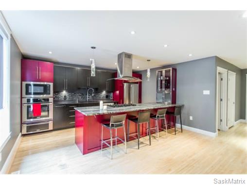 RealtyOneYQR's tweet image. 7 1651 Anson Road - Gorgeous condo in #YQR. 1 bed, 2 bath. Call for details 306-533-3131 ow.ly/4n7hip