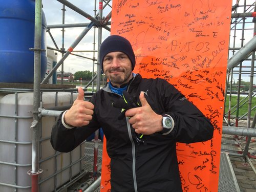 FAZ_Sport's tweet photo. #Nilsläuft hat es geschafft! Er ist im Ziel. Großartige Leistung! #FAZLeserhelfen #ttdr2016 https://t.co/xXqjuk1LQU https://t.co/6bhJmr7hAQ