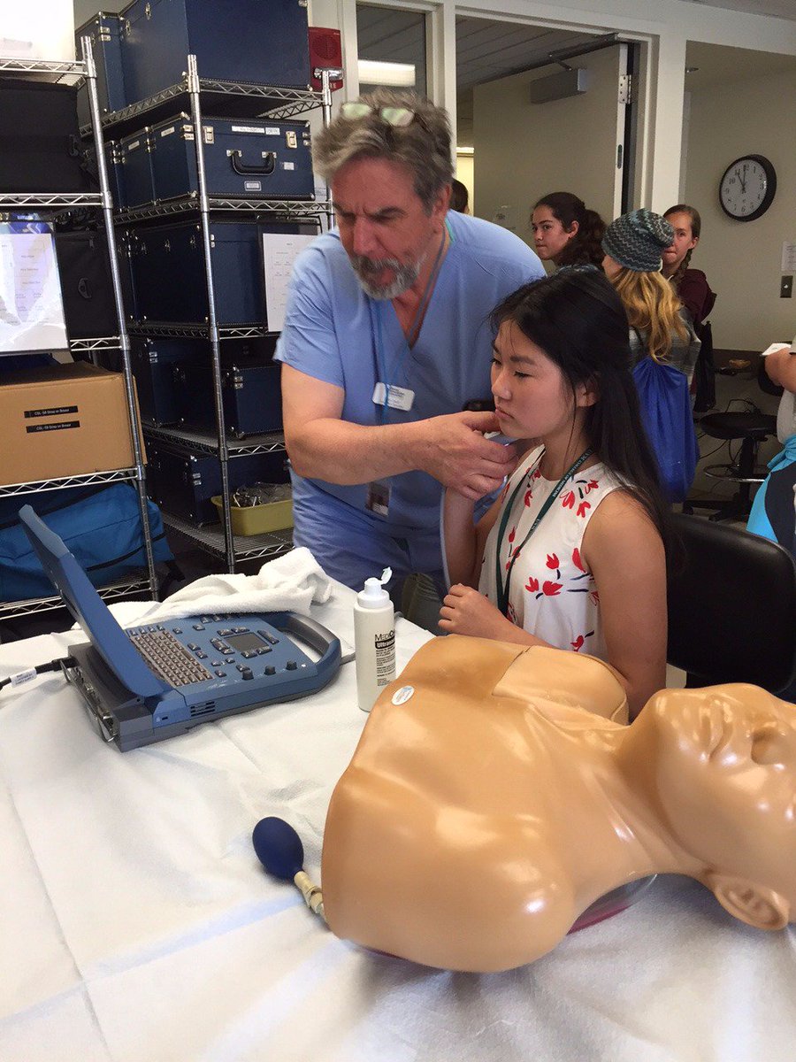 BrownsRiverMS's tweet photo. Girls' Science Discovery Day at UVM College of Medicine https://t.co/2vaLAObAD6