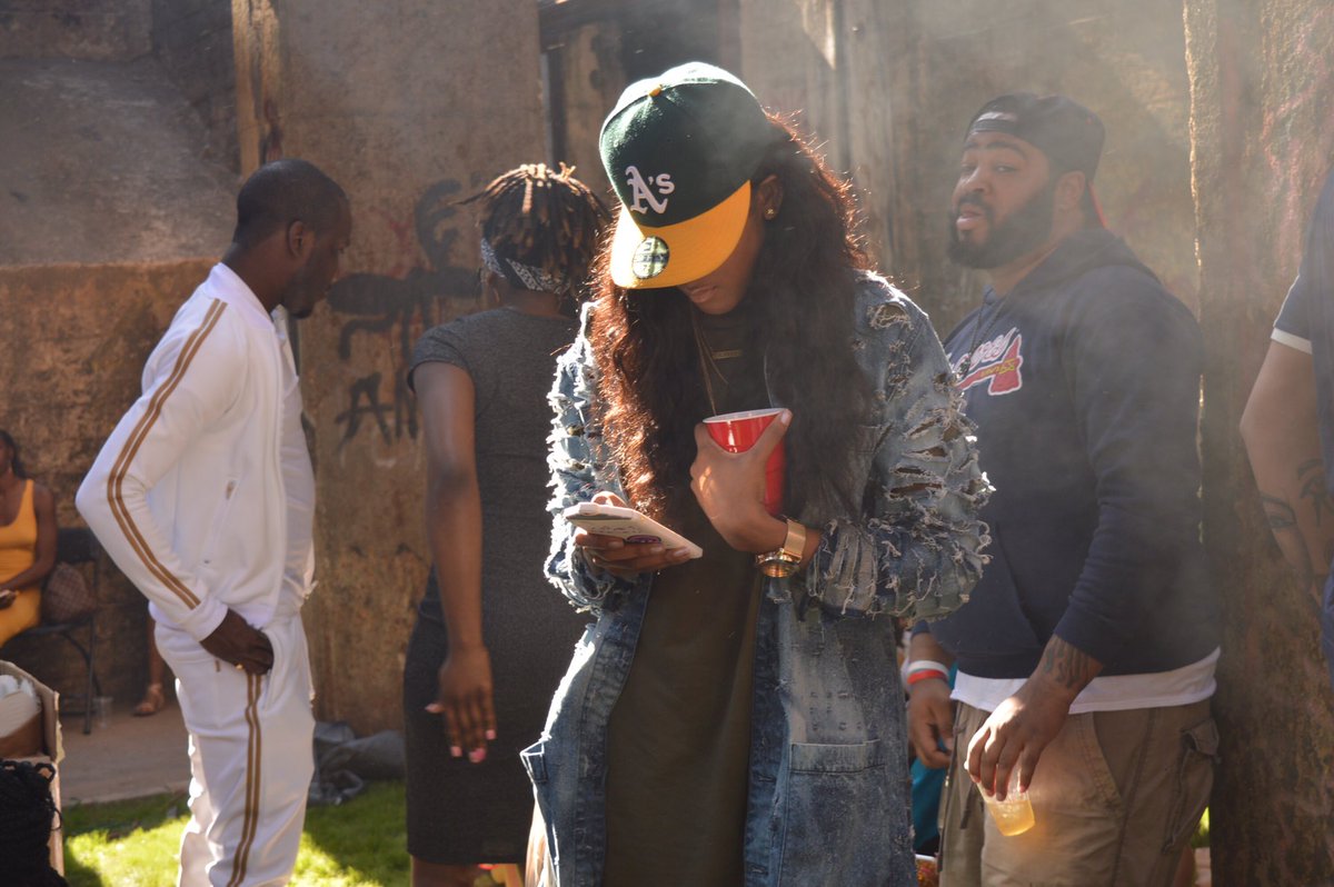ForPlayATL's tweet photo. #PaidInFullPicnic πΈ https://t.co/F8w9MK4TP1