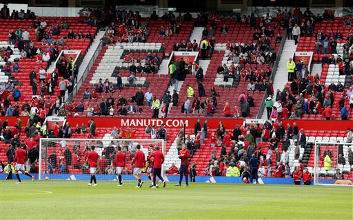 Old Trafford: Muslim bomb threat forces cancellation of Manchester United soccer game