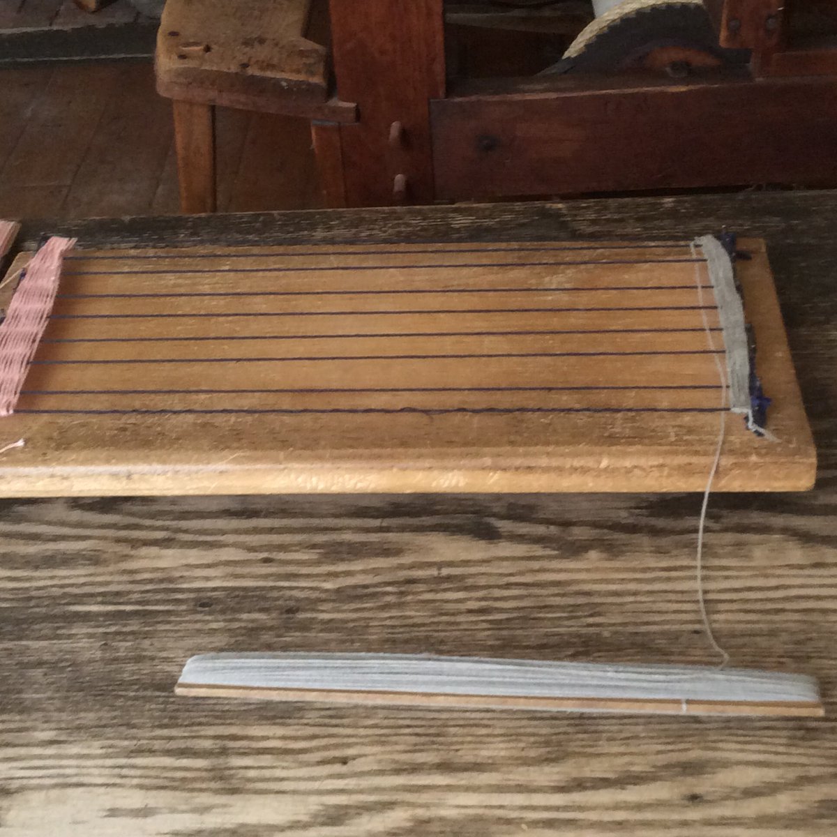 wonderstaples's tweet photo. ....thinking about weaving....so amazing to see loom in action at Blackcreek Pioneer Village, #PANS2016 https://t.co/UHsnqzi0li