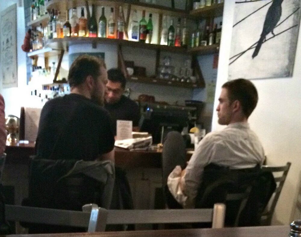 girlstuff411's tweet photo. May 3rd ~ May 13th #NYRob #RobertPattinson 🔥😍😍🔥 https://t.co/938eYq9bLh