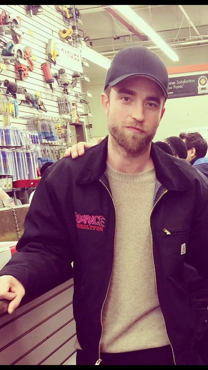 girlstuff411's tweet photo. May 3rd ~ May 13th #NYRob #RobertPattinson 🔥😍😍🔥 https://t.co/938eYq9bLh