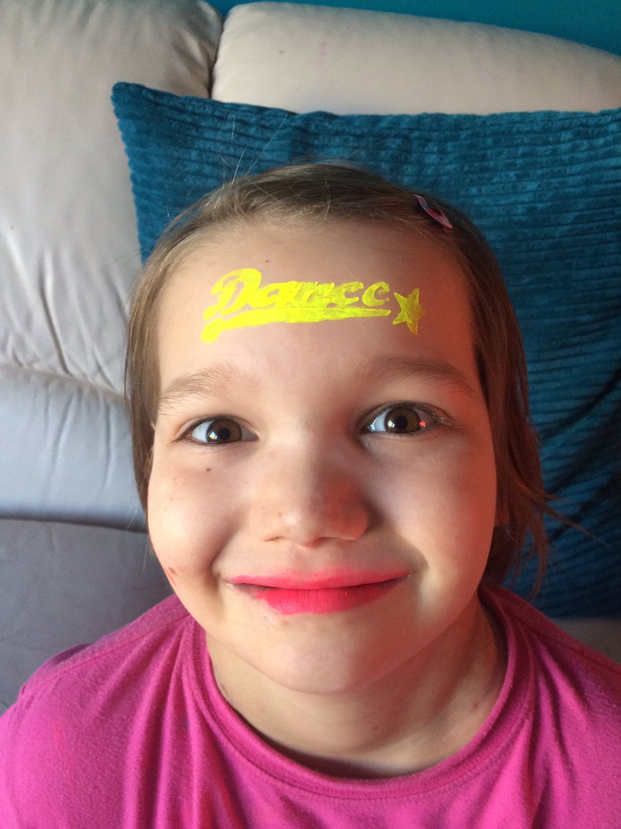 Uniquely_Mo's tweet photo. Mini-me's gone #Neon @VannaButtons Think there could be a lot of 'sensory room' time for a while! #UVFun https://t.co/FVgKKqKrG0