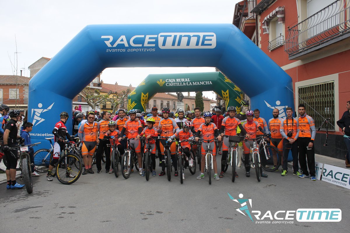eventosracetime's tweet photo. III Kedada MTB Fontiveros, galeria completa de imagenes disponible en:
https://t.co/FS5mVFApku 
@MtbFontiveros https://t.co/1SyV3UcuVf
