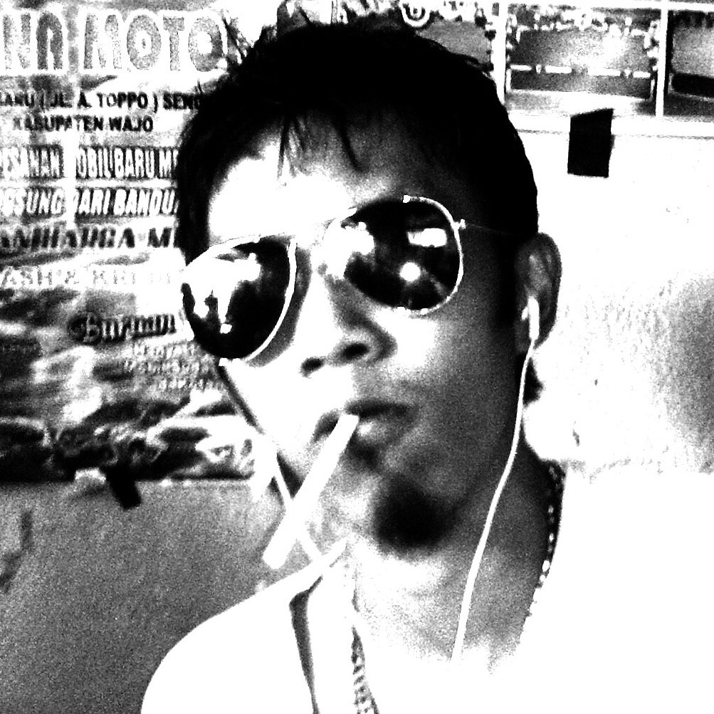 cender12 tweet picture