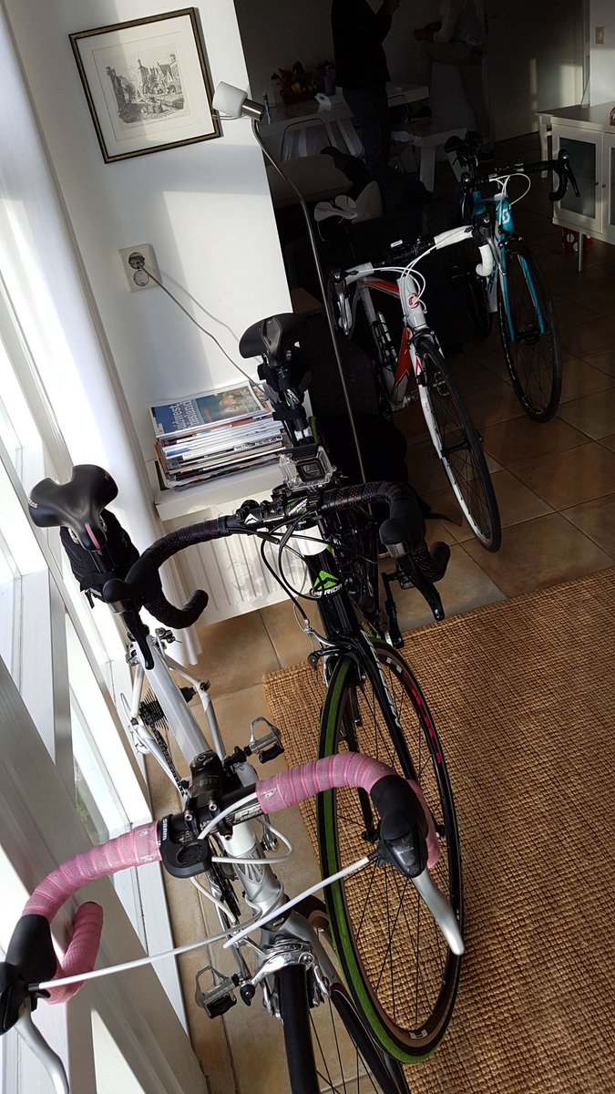 Cindy_Pierik's tweet photo. Iets met morgen #fietselfstedentocht #235km fietsen https://t.co/XCxU3hnDYq