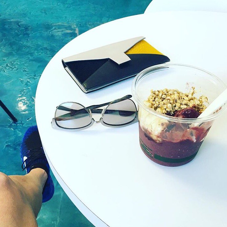 #repost @nancy_lburns // the best post-run fuel you could ask for on this GORGEOUS Sunday! 🌺🌞