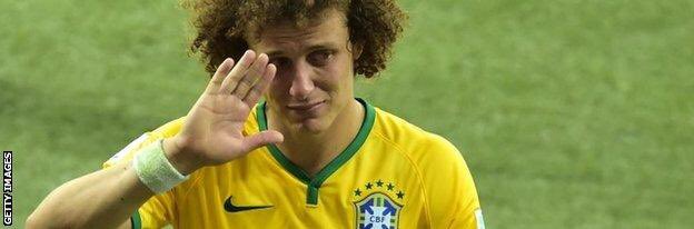 footbaIIerreact's tweet photo. When your first time being captain is BRA7-1L https://t.co/KqXtDbpIEJ