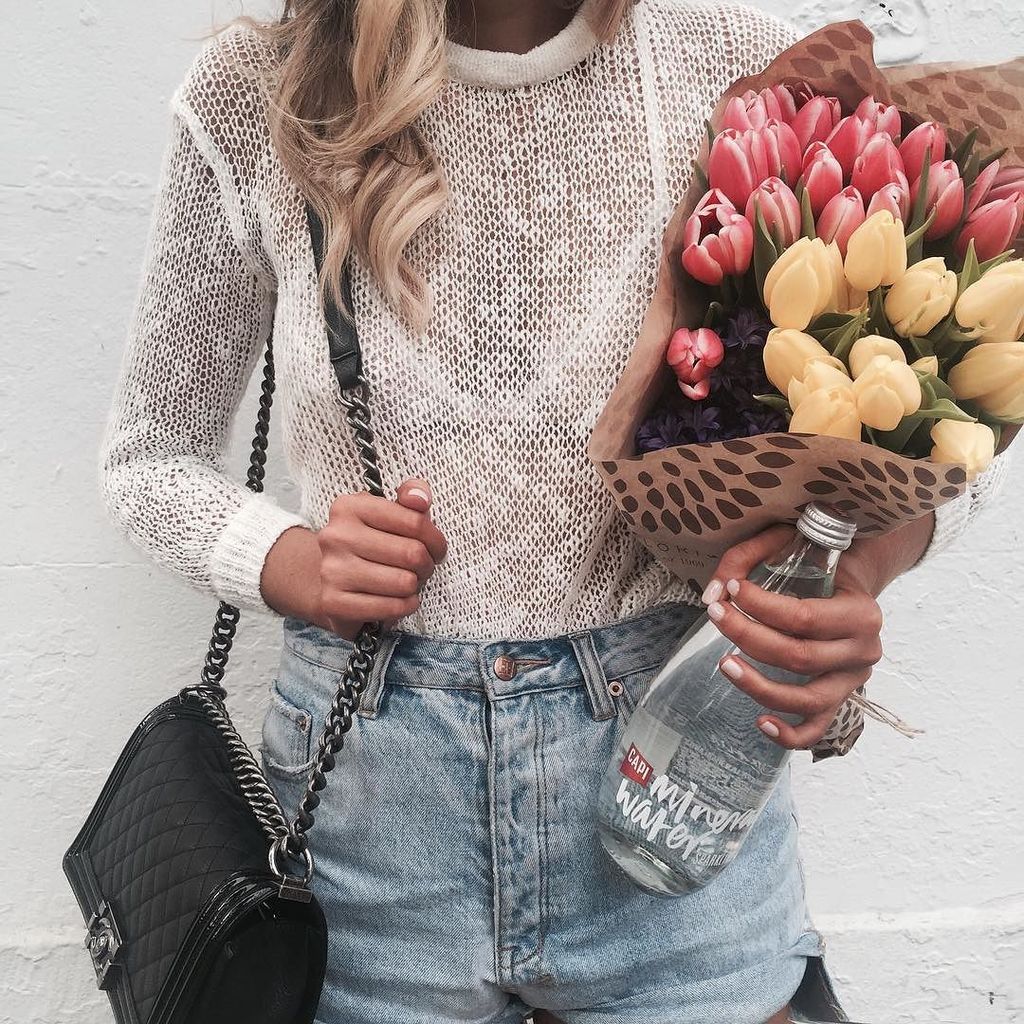 StylishBloggers's tweet photo. Loving the fact that @capisparkling
is sourced 50 minutes from Melbourne. #BottledAtTheSource #love by @elle_fergu… https://t.co/nsRMGXw14K