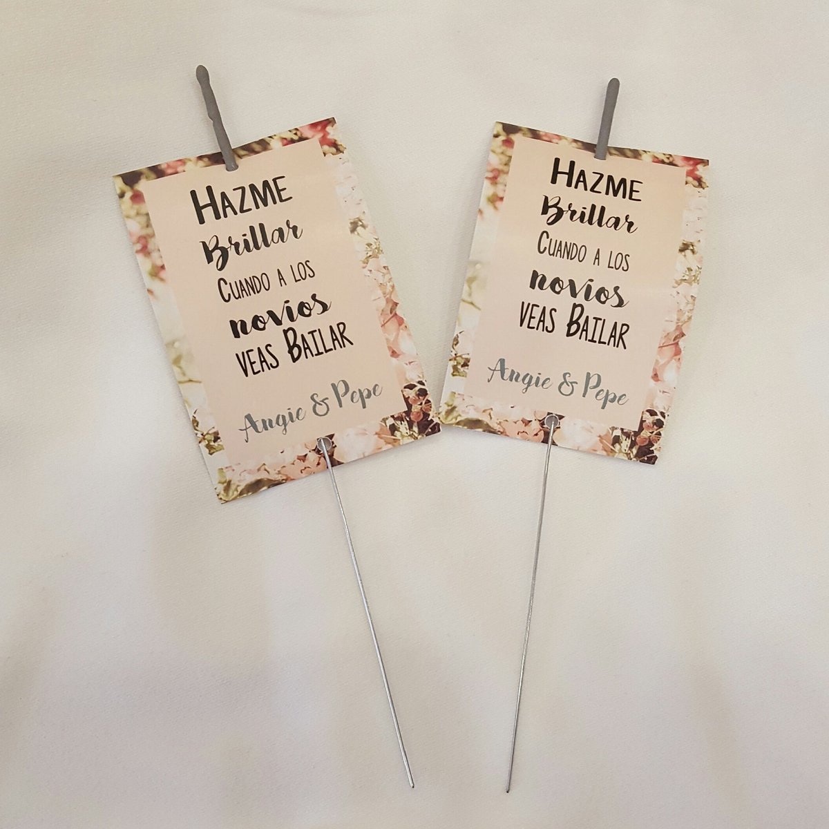 IMPRESIONESORDA's tweet photo. Bengalas que hacen brillar el baile de los novios. Nos encantan! @IMPRESIONESORDA #bodas #bodasconestilo #detalles https://t.co/960XxzaHgj