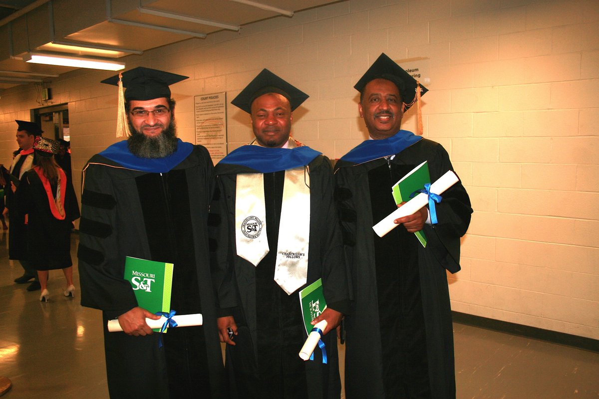 francaoi's tweet photo. Congrats @MissouriSandT Geology & Geophysics undergrads, GGPE MS and PhD candidates. #GoMiners2016 https://t.co/WNmYGmOvZv