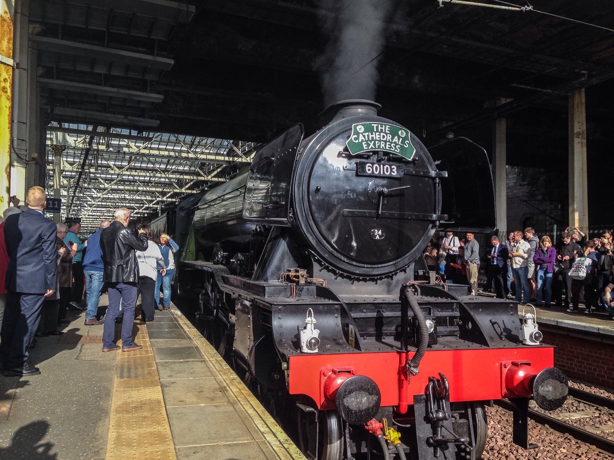 Was anyone steaming this weekend? We caught the #FlyingScotsman at Waverley today after a wee trip to the Borders.