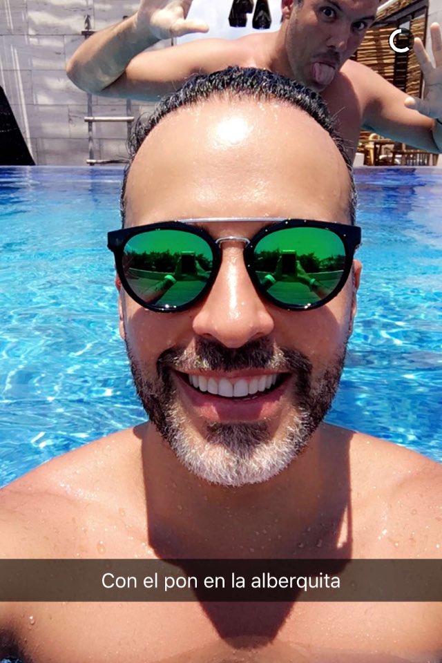 JuntosPorKabah's tweet photo. Pasen excelente domingo. ππ»βοΈβ€οΈππ #Snapchat #Apio7 #Calor @apioquijano @alexdelamadrid https://t.co/gMEn7JX7yR
