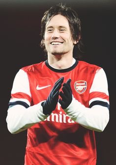 Greenwood_04's tweet photo. #ThomasRosicky thank you for everything you are truly a club legend and we're gonna miss you 😢😭🔴⚪️🔴⚪️🔴⚪️ https://t.co/S9MKikleX4