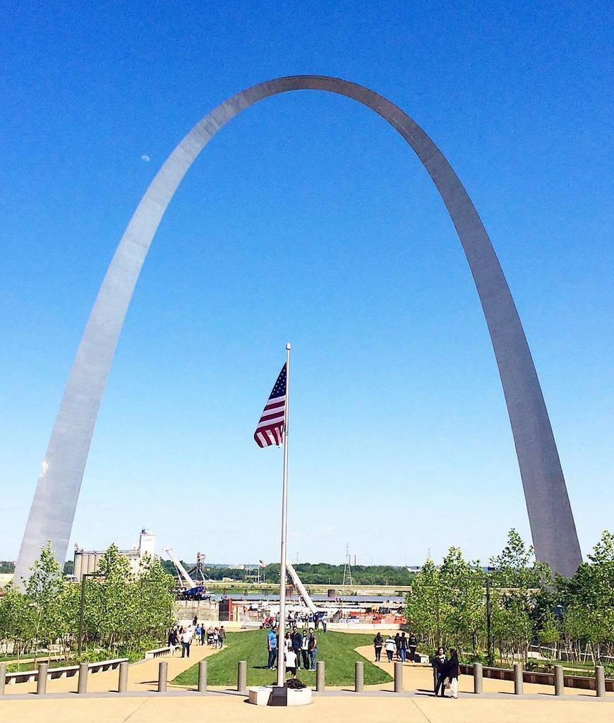 flagstiffy's tweet photo. #Repost @gavinbuttenhoff
・・・
@saraporter16 and I wrapped up our #roadtrip by visiting the … https://t.co/SJosfBLUaI https://t.co/Ujz18np9Hy